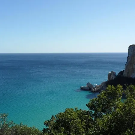 Domo De Maria Hébergement de vacances Orosei