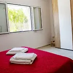 בית נופש Domo De Maria אורוסיי